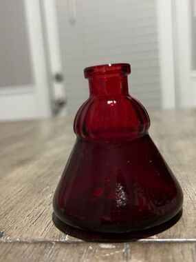 Weaton Ruby Red Glass Inkwell Bottle